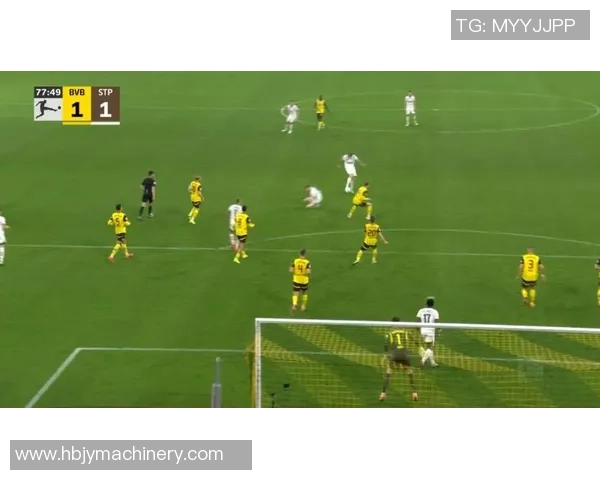 友谊赛精彩对决那不勒斯与多特蒙德战成平局争议判罚引发热议