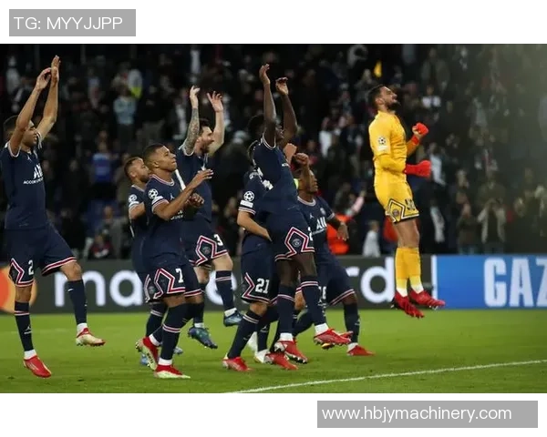 切尔西在欧冠大战中以6比2击败多特蒙德帽子戏法引爆全场激情