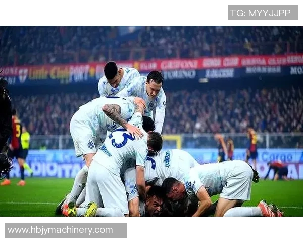 意甲激战：拜仁与里昂战成平局全场沸腾瞬间引发热议