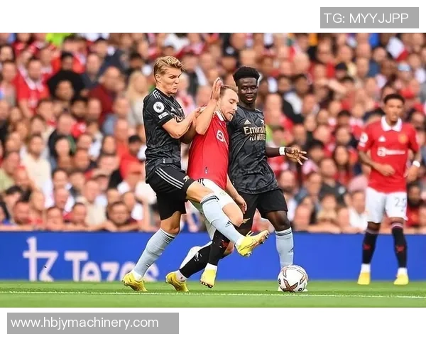 友谊赛拜仁小胜里昂乌龙球引发争议判罚全场沸腾