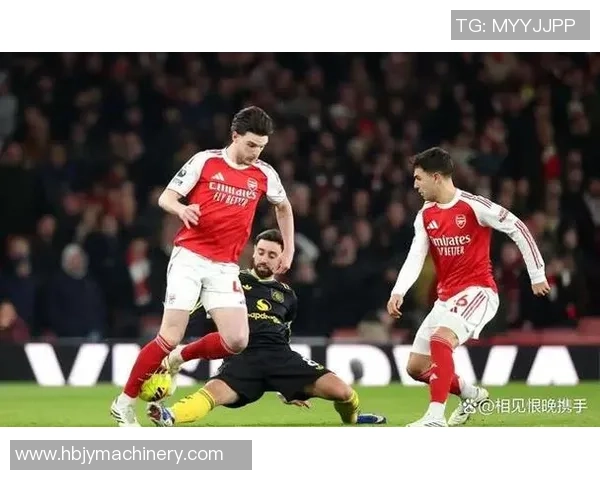 阿森纳逆转曼联2-1引发全场沸腾争议判罚成焦点 阿森纳逆转曼联2-1引发全场沸腾争议判罚成焦点