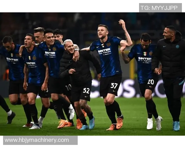 世界杯经典对决国米与AC米兰激战成平局十大精彩进球回顾